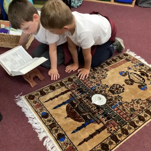 Year 2 have been learning about the Islamic place of worship - The Mosque.